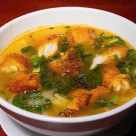 Bánh Canh Cá Lóc Chiên