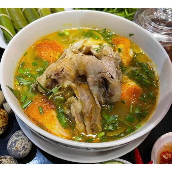 Bánh Canh Cá Lóc Đầu Đặc Biệt